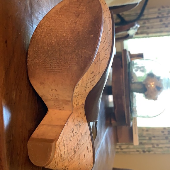 KORS MICHAEL KORS SHOES EUC - Picture 6 of 12